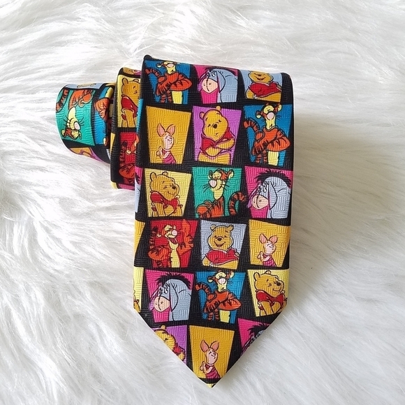Vintage Winnie-the-Pooh Disney Neck Tie - Picture 1 of 5